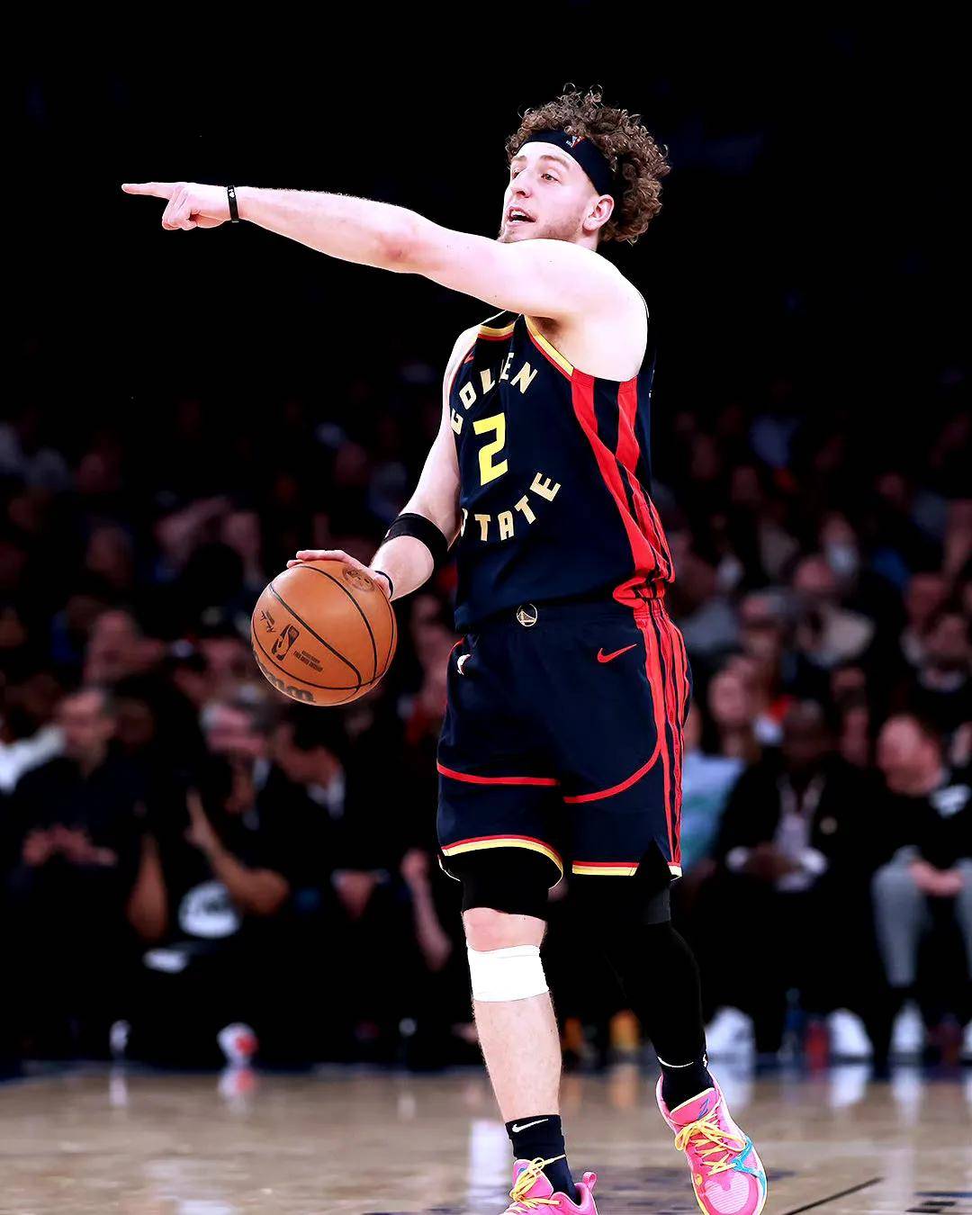 开云登录入口-穆雷在篮网比赛中刷新纪录，最后时刻胜出引发热议！-开云登录入口