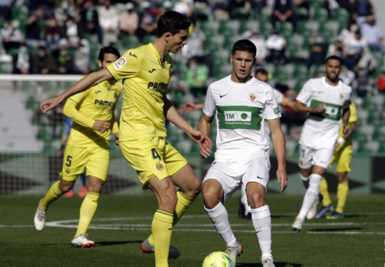 开云-赛地聚焦：西甲集结日热度飙升；上海申花更衣室发声；话题不断；赛程密集仍需轮换的简单介绍-开云