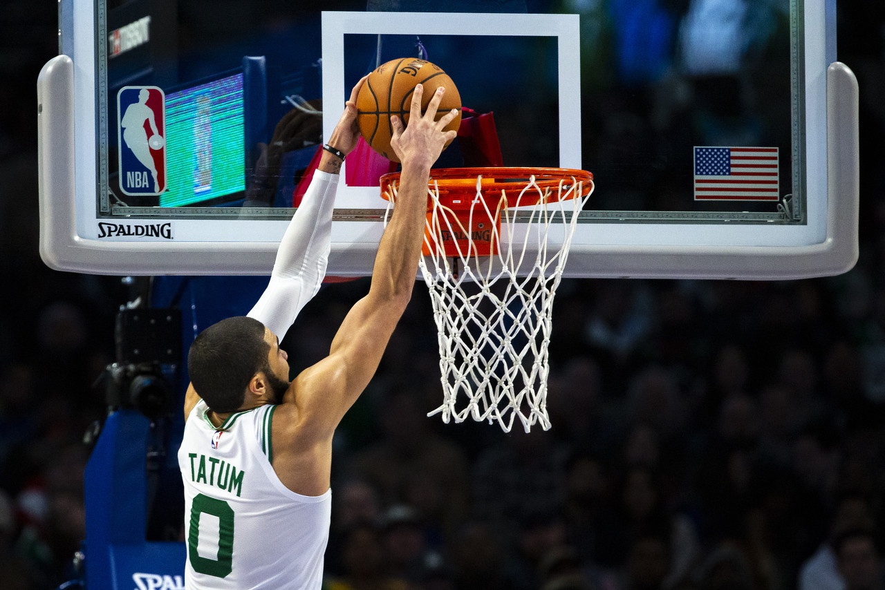 包含圣安东尼奥马刺迎意甲关键赛，赛前手感冰凉，目标明确，数据趋势出现新变化的词条