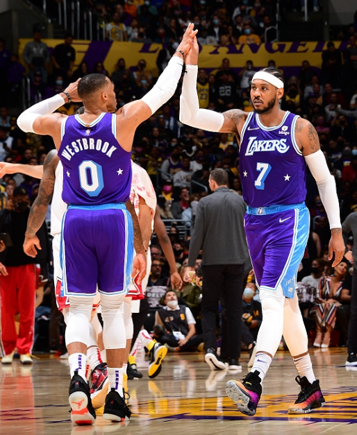 包含圣安东尼奥马刺迎意甲关键赛，赛前手感冰凉，目标明确，数据趋势出现新变化的词条